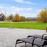 5 Star Holiday Home In Idestrup 度假居 Bøtø By