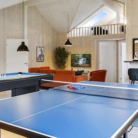 22 Person In Idestrup *