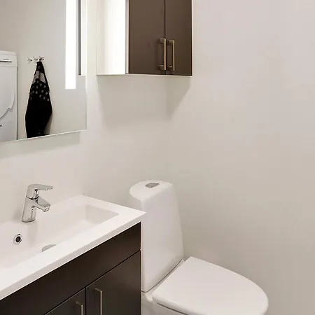 5 Star In Idestrup Bøtø By