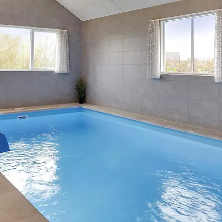 22 Person In Idestrup